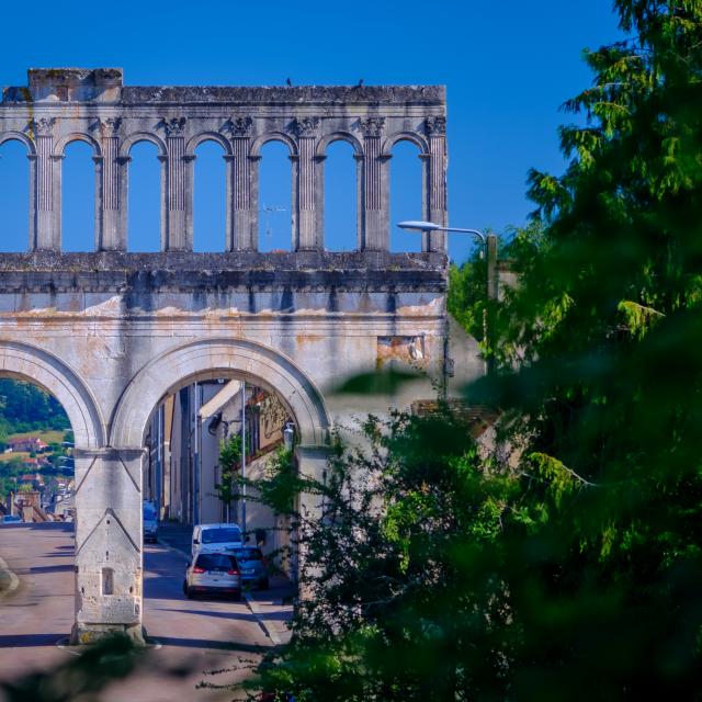 Porte D'arroux in Autun Spring © Jean Marc Schwartz