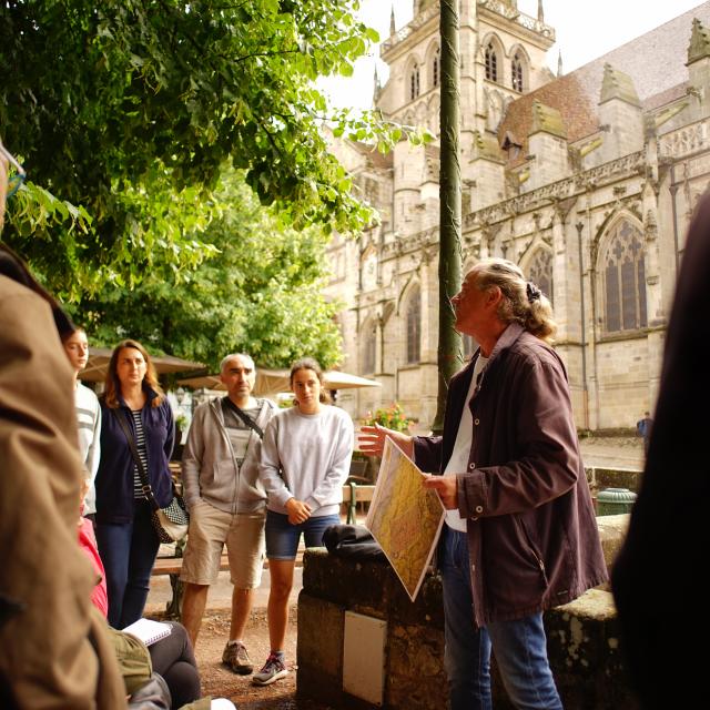 guided tour of the medieval quarter