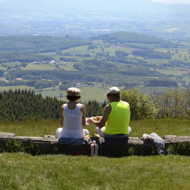 Au sommet du Mont Beuvray - Grand Autunois Morvan