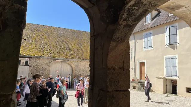 Balade Contée de l'office de tourisme à Couches